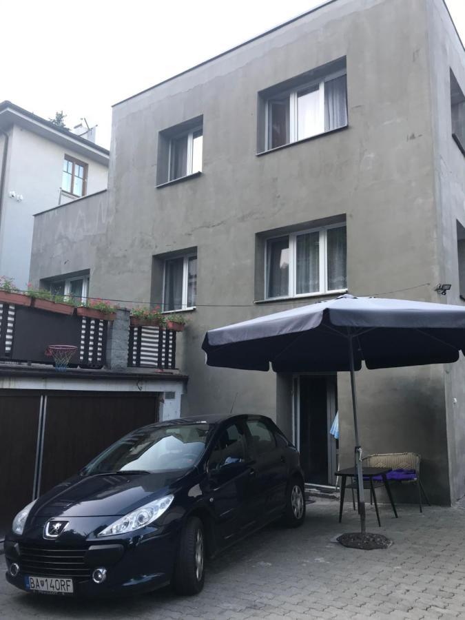 Penzión Vilo Bratislava Exterior foto